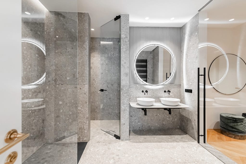 Herrschaftliche Altbauwohnung in erstklassiger Lage an der Leipziger Thomaskirche 6 Architektur - Immobilie - Badezimmer