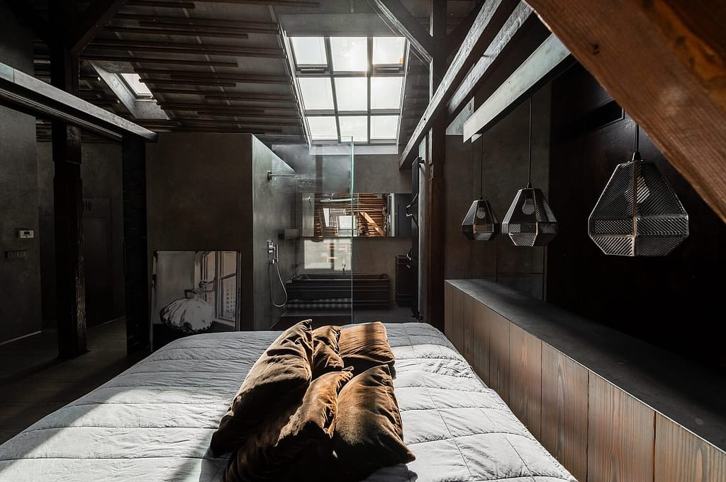 Ruhige 3 Zimmer-Wohnung im Leipziger Musikviertel 5 Architektur - Immobilie - Schlafzimmer mit Badezimmer