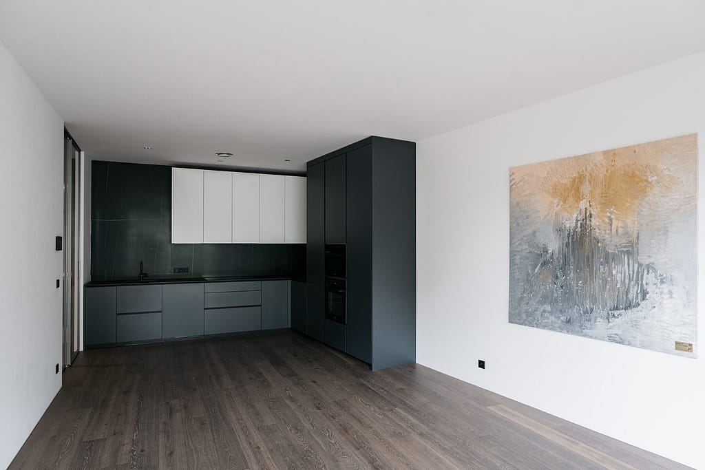 Wohnung mit Privatgarten in Bestlage von Berlin-Wilmersdorf 5 Architektur - Immobilie - Kueche 9