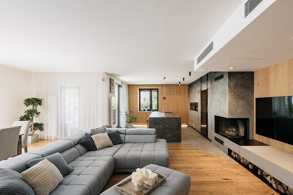 Moderne Wohnung mit stylischer Ästhetik in Berlin-Steglitz nahe Schlachtensee 3 Architektur - Immobilie - Wphnbereich und Kueche