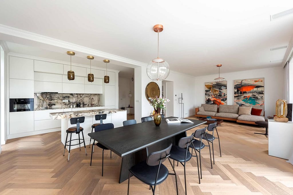 Exklusive und großzügige Maisonette-Wohnung in der Leipziger Südvorstadt 3 Architektur - Immobilie - Kueche und Wohnbereich