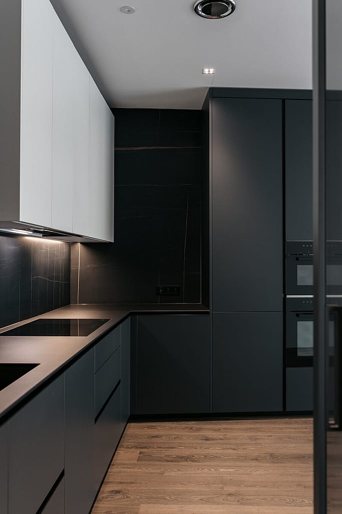 Wohnung mit Privatgarten in Bestlage von Berlin-Wilmersdorf 7 Architektur - Immobilie - Kueche 3 2